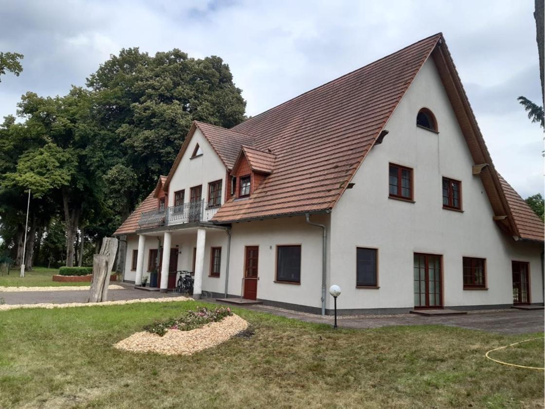 DömitzAn Der Gaertnerei住宿加早餐旅馆 外观 照片