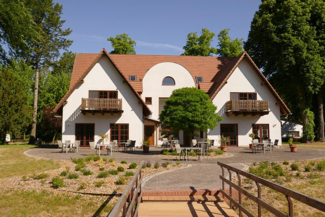 DömitzAn Der Gaertnerei住宿加早餐旅馆 外观 照片
